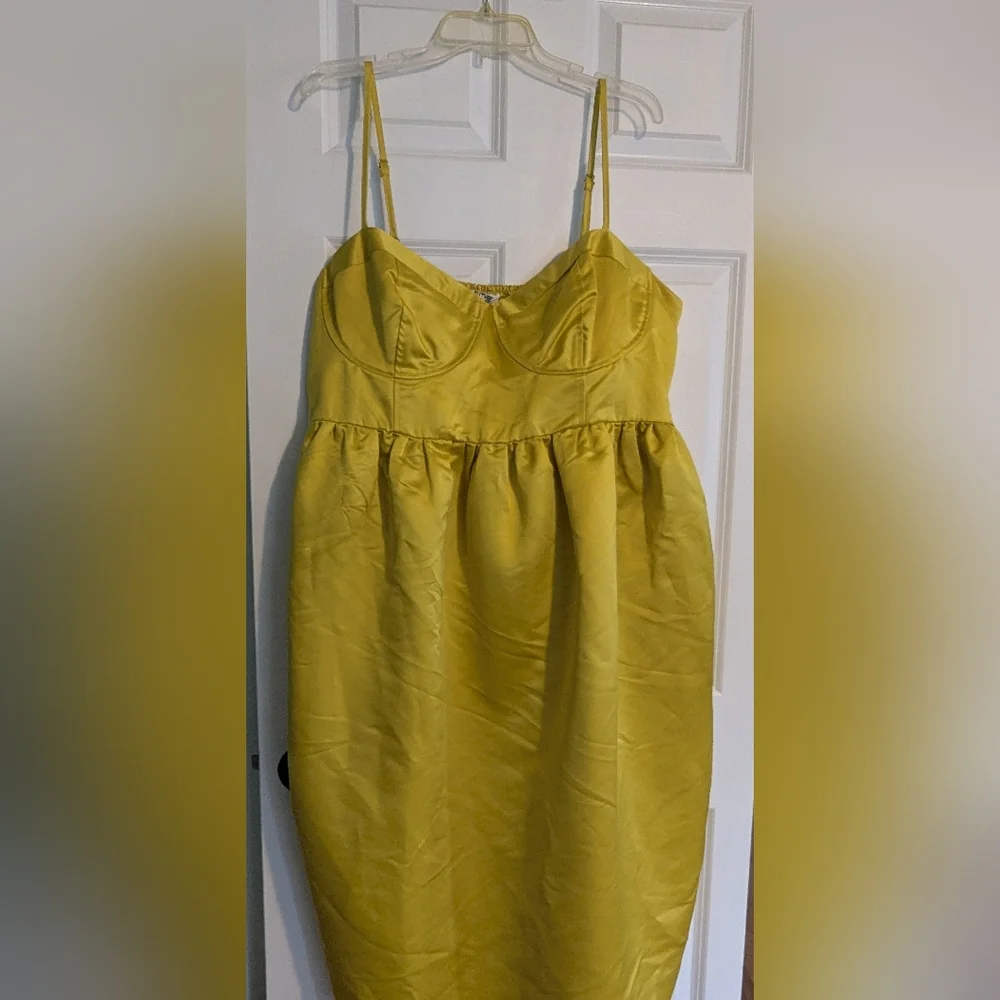 NWT Yellow Strapless Dress - Picture 1 of 7